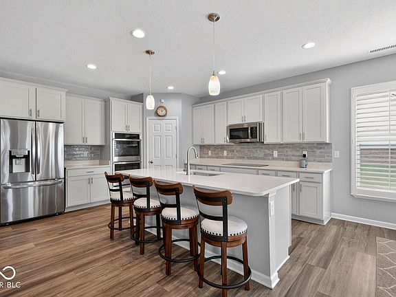 3rd image of 11517 Flynn Pl