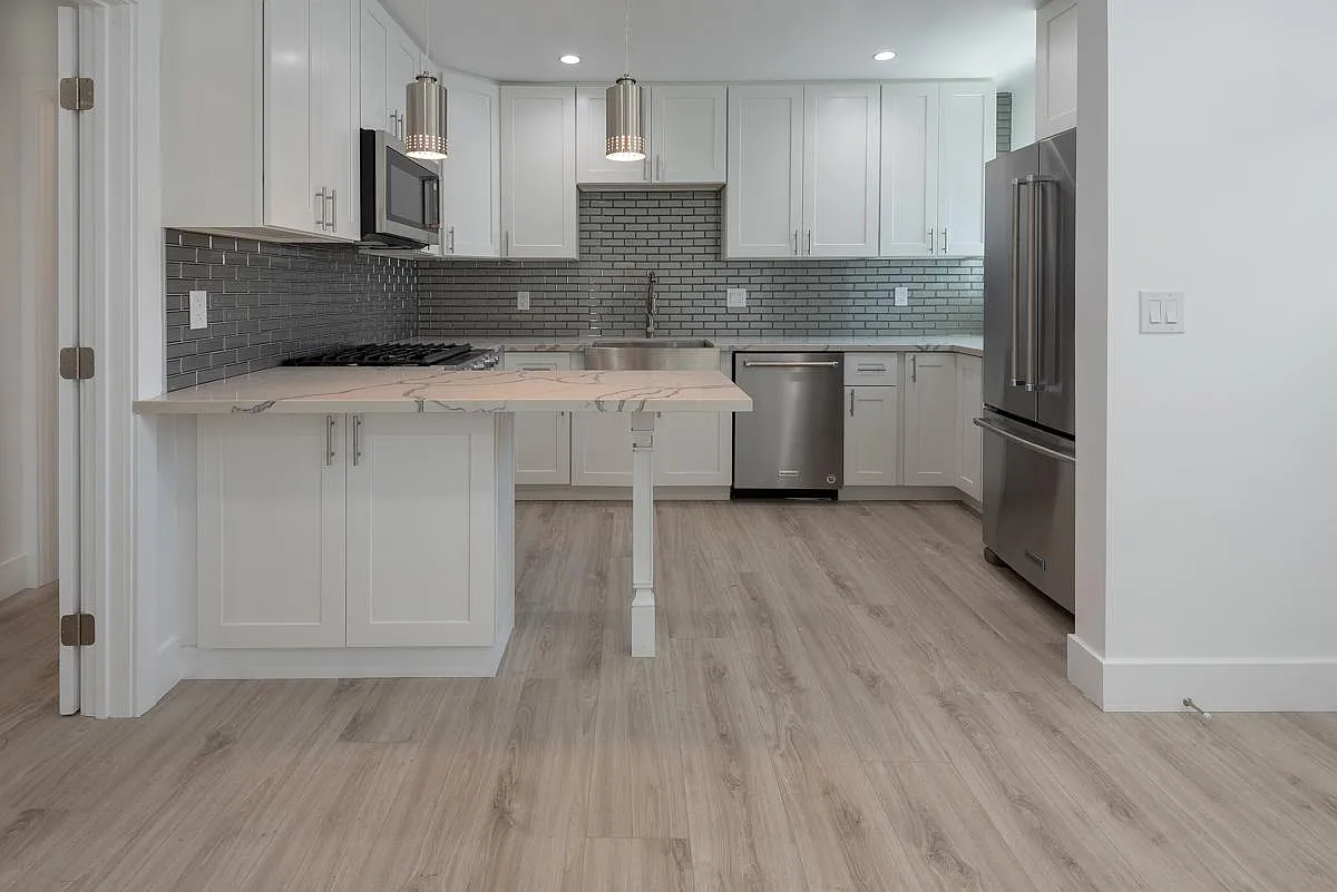 1 bed, 450 sqft, $2,650 — Photo 4