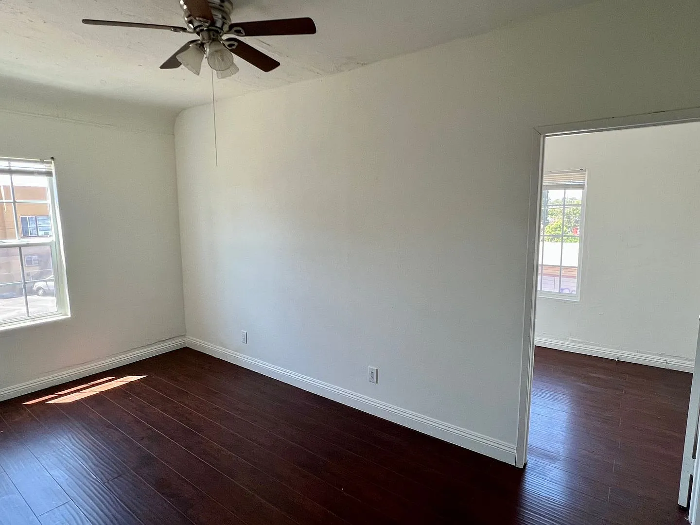405 Soto. — Photo 3