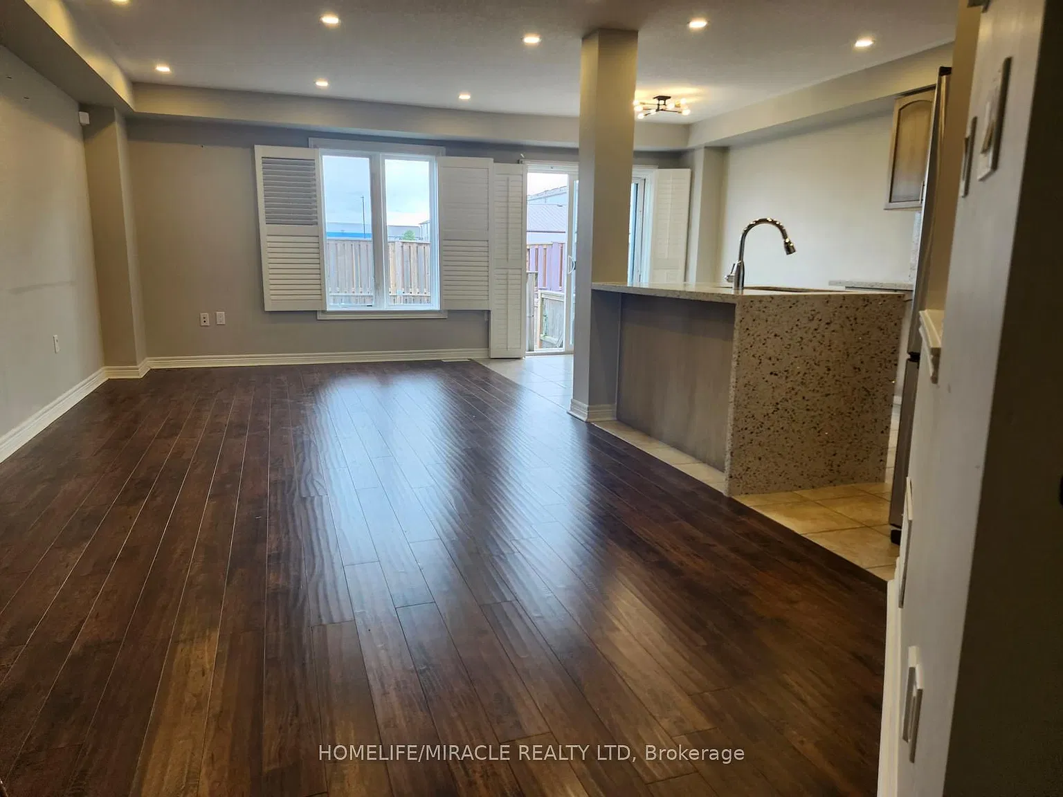 3 bed, $2,700 — Photo 3