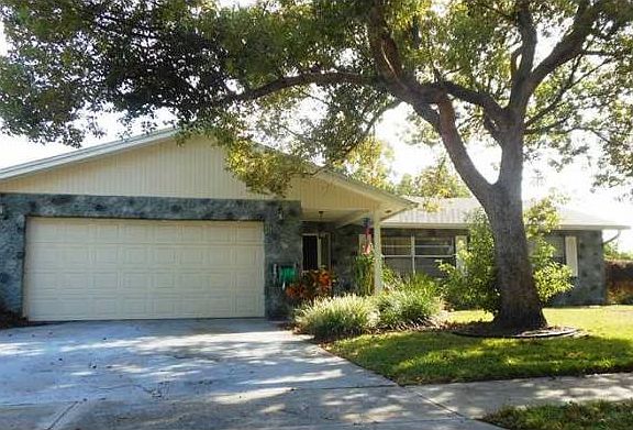 4th image of 10008 Brownwood Ave
