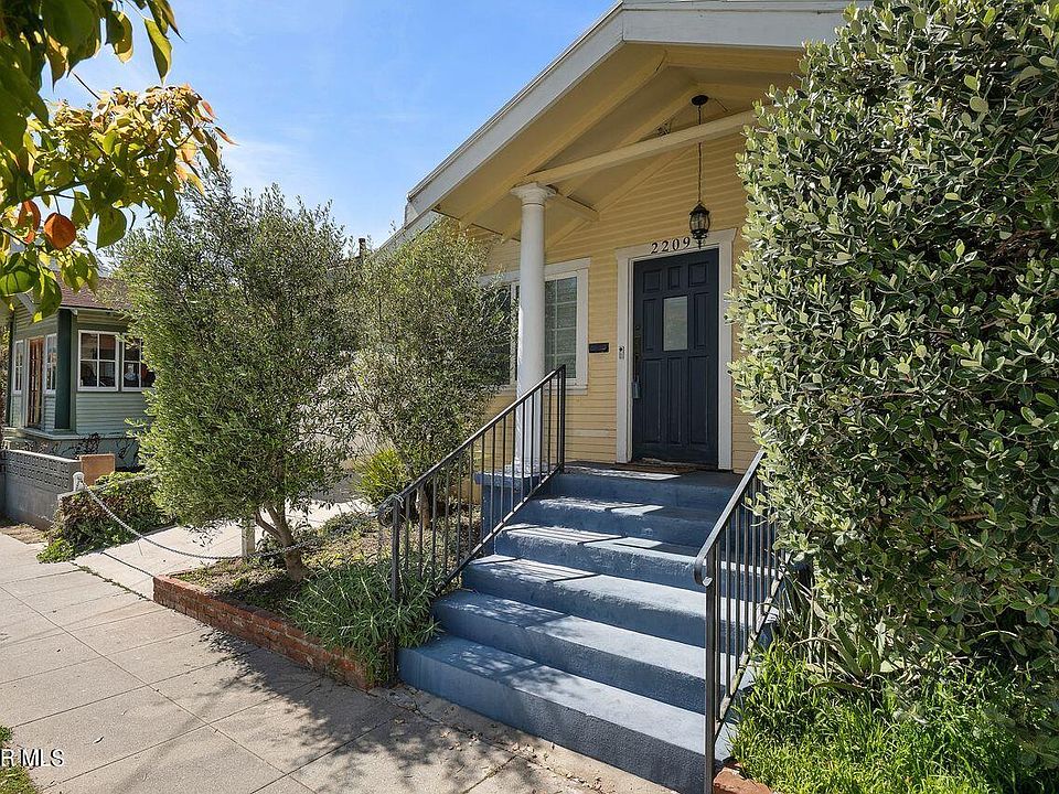 1st image of 2209 Arizona Ave