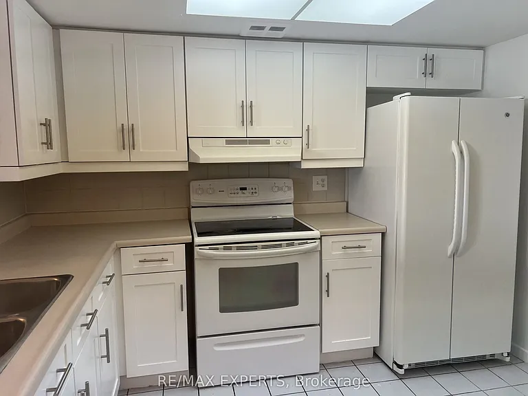 10 Torresdale Ave #2201 — Photo 6
