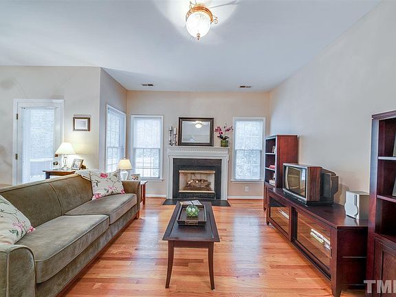 2nd image of 8211 Hempshire Pl APT 103