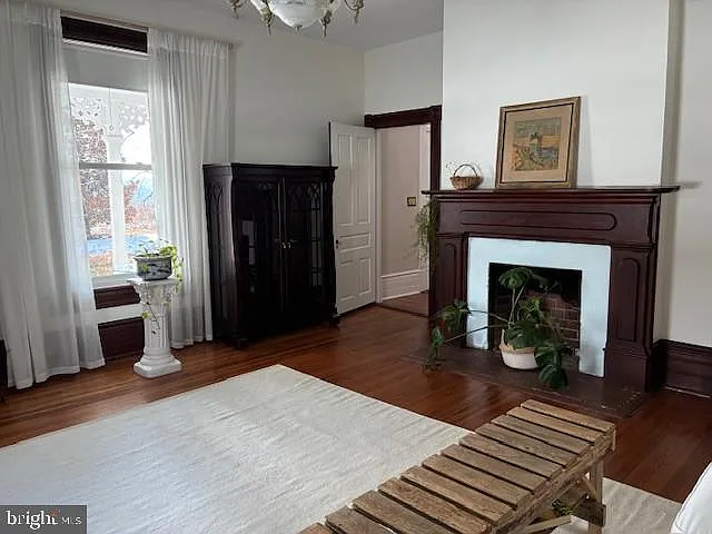 873 Hawlin Rd — Photo 23
