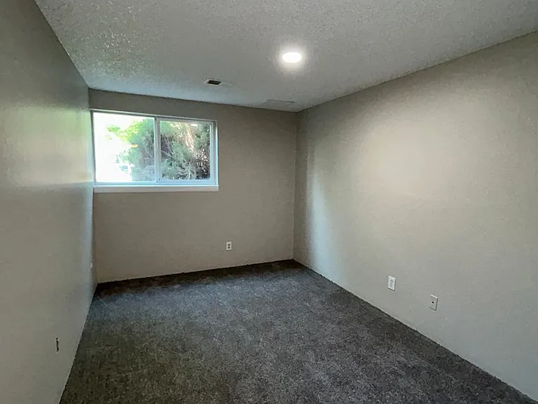 1608 Cottonwood Dr #6 — Photo 10