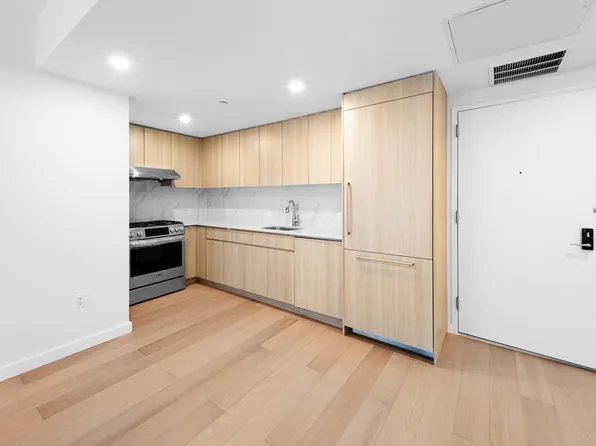 33-71 Prince Street image 3 of 13