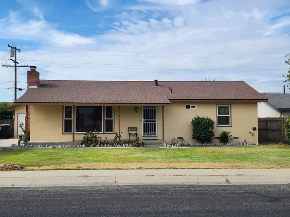 2925 E Meadow Avenue, Visalia, CA 93292
