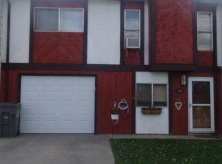 320 E Miller St, Rawlins, WY 82301