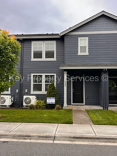 12609 NE 116th Way Photo 1