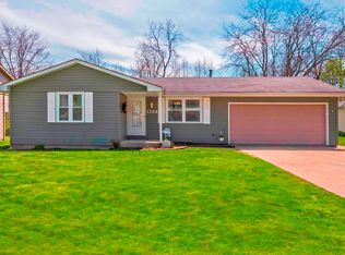 1724 Duart Ct, New Haven, IN 46774