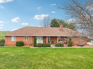 5391 Delmont Rd SW, Lancaster, OH 43130