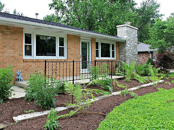 2nd image of 216 Calkins Dr