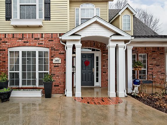 3rd image of 2490 N Middleton Way