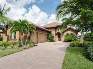 7341 Lantana Way, Naples, FL 34119