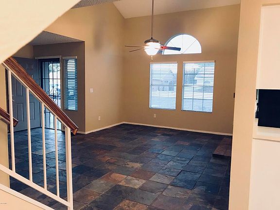 4th image of 8133 W Larkspur Dr