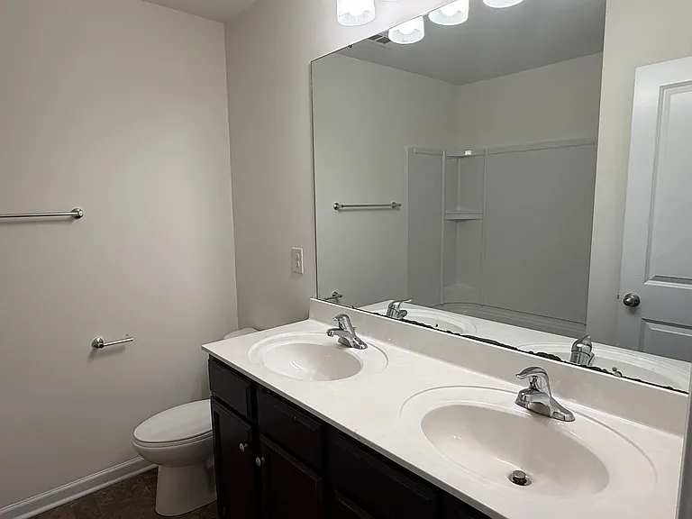 1933 Stoney Point Cir — Photo 17
