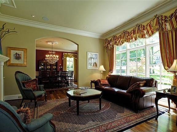 4th image of 416 Sunnyside Dr