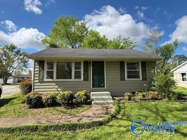 1507 Pine St, Athens, AL 35611
