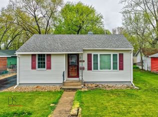 1432 Pickwick St, Ottawa, IL 61350
