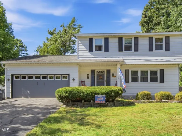 67 Hathorn Boulevard, Saratoga Springs, NY 12866