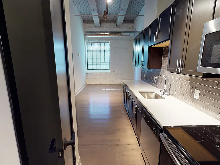 Maxwell Lofts — Photo 50