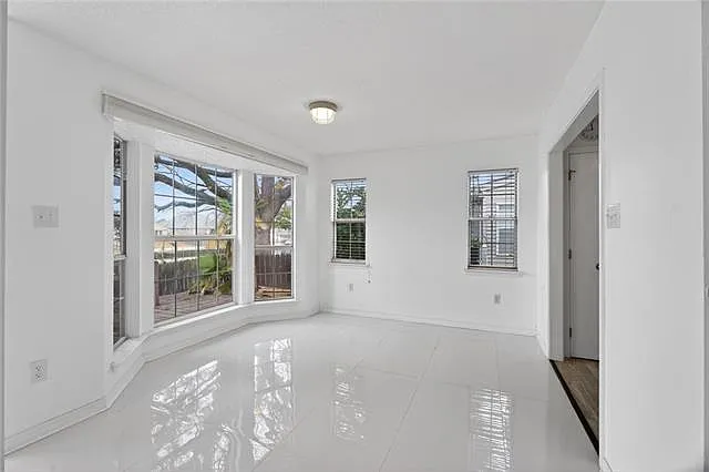 500 Marina Dr — Photo 6