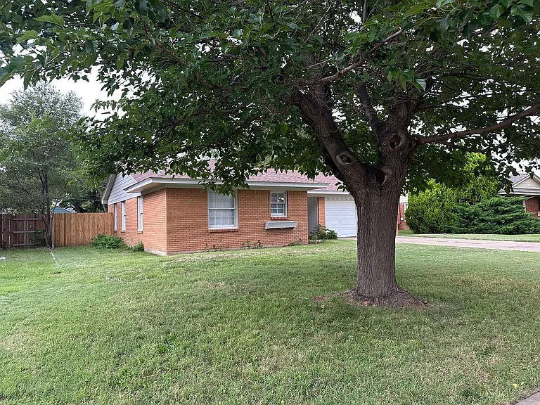 5513 Alvarado Rd — Photo 16