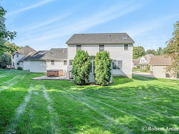 4th image of 5310 S Pine Slope Ct SW