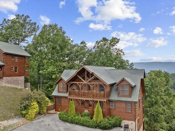 2857 White Oak Ridge Ln, Sevierville, TN 37862