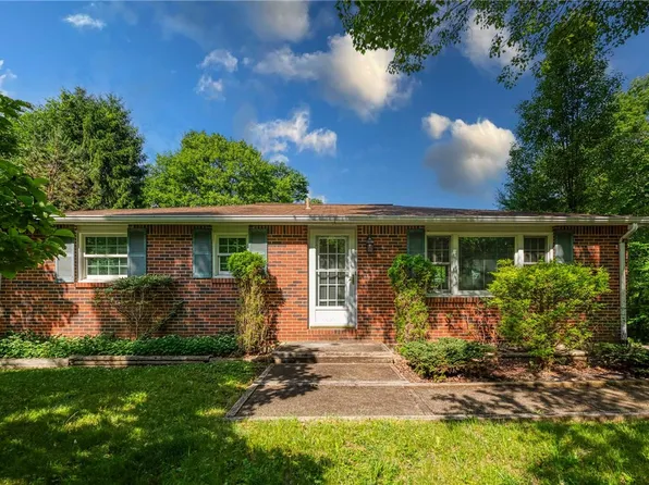 146 Bairdford Rd, Gibsonia, PA 15044