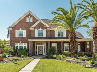1930 Skip Rock St, Friendswood, TX 77546