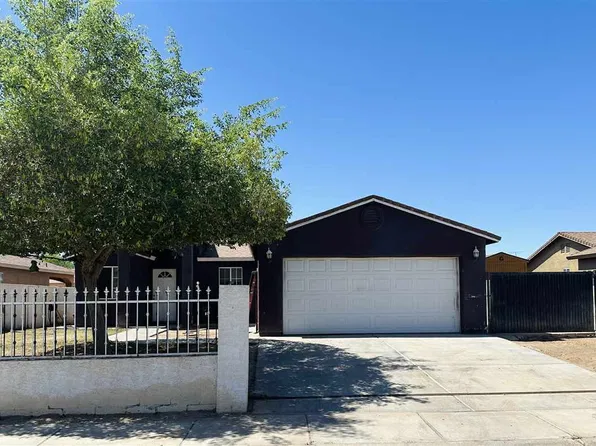 225 E Patricia St, San Luis, AZ 85336