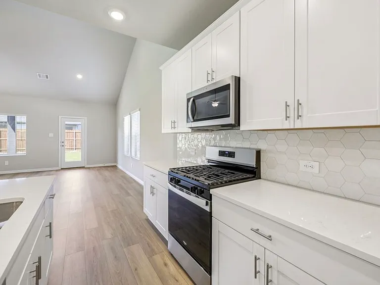 Copperwood Dr — Photo 34