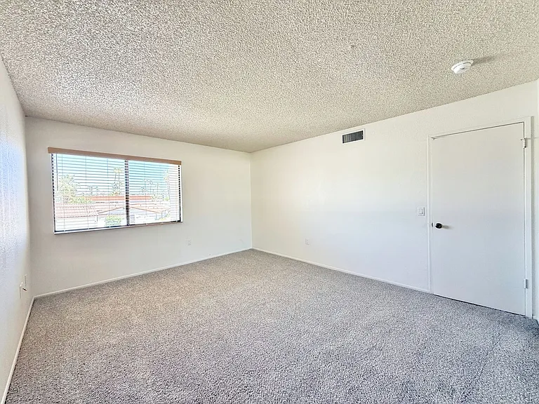 45485 Sunset Ln #3 — Photo 10