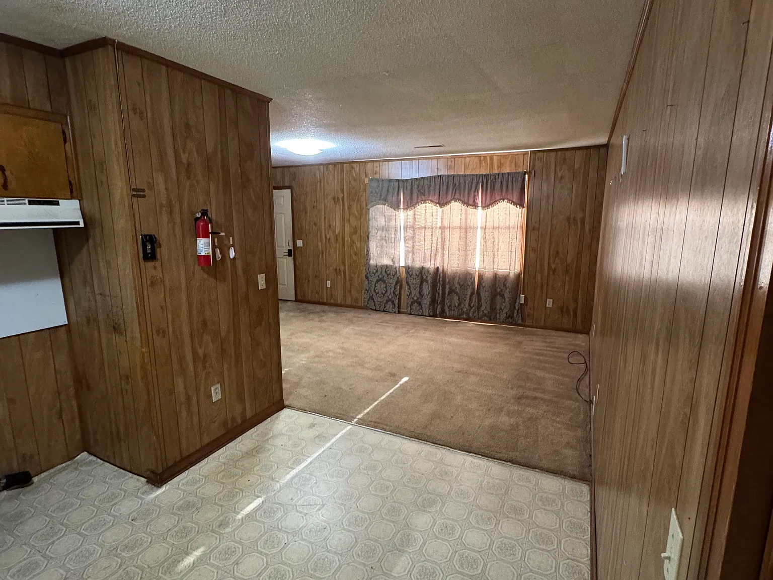 3 bed, 1250 sqft, $925 — Photo 4