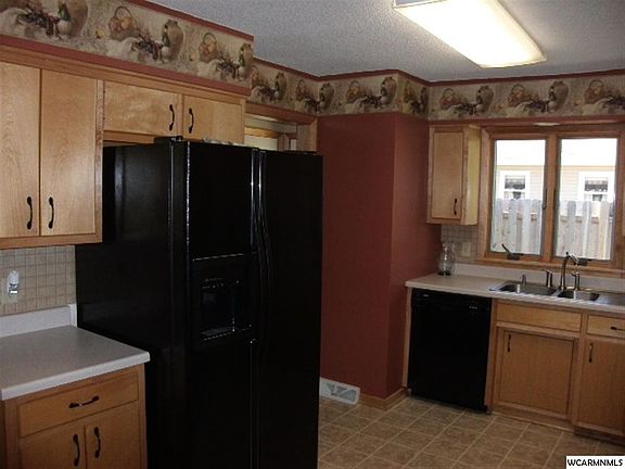 3rd image of 509 E College Dr