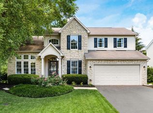 6674 Hermitage Dr, Westerville, OH 43082