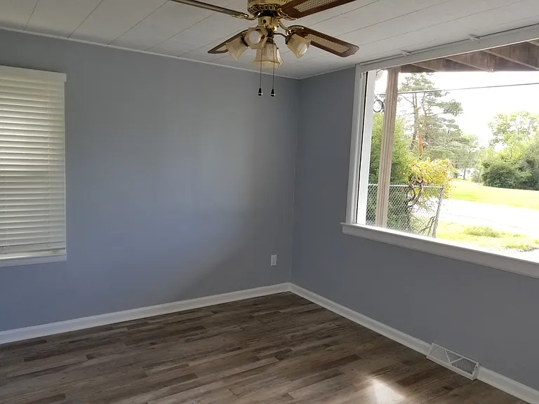 225 Bruce Rd #1 — Photo 8