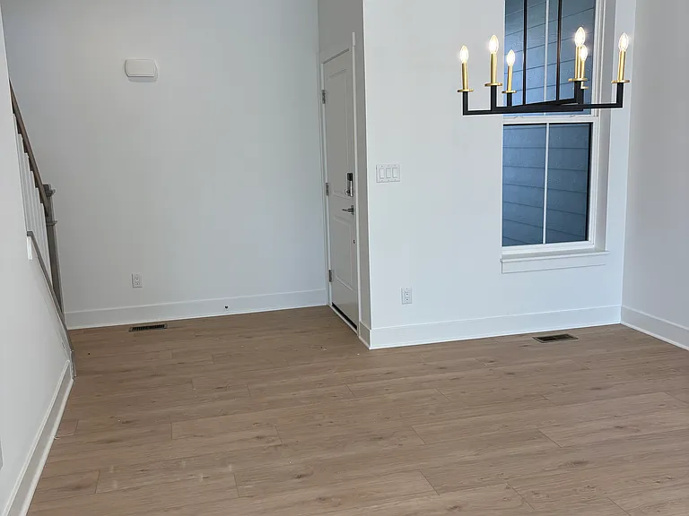 41530 Breck St — Photo 7