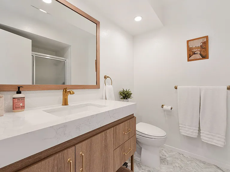 49031 Mariposa Dr — Photo 24