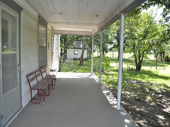 2nd image of 44 SE 110th Ave
