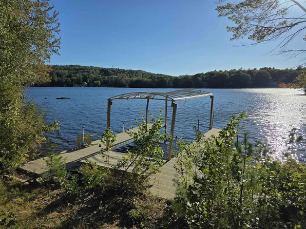 200 Hemlock Drive, Gilmanton, NH 03237