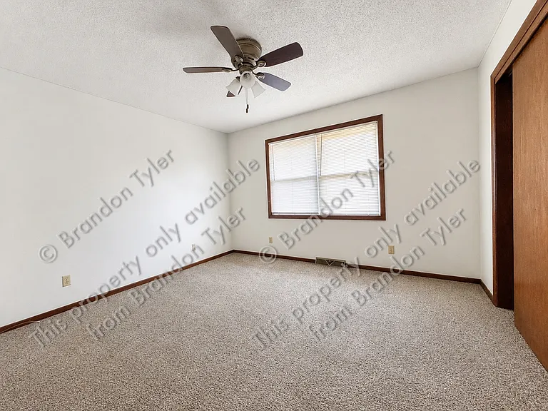 1512 Pat Dr #B — Photo 9