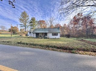 1250 Bozoo Rd, Peterstown, WV 24963