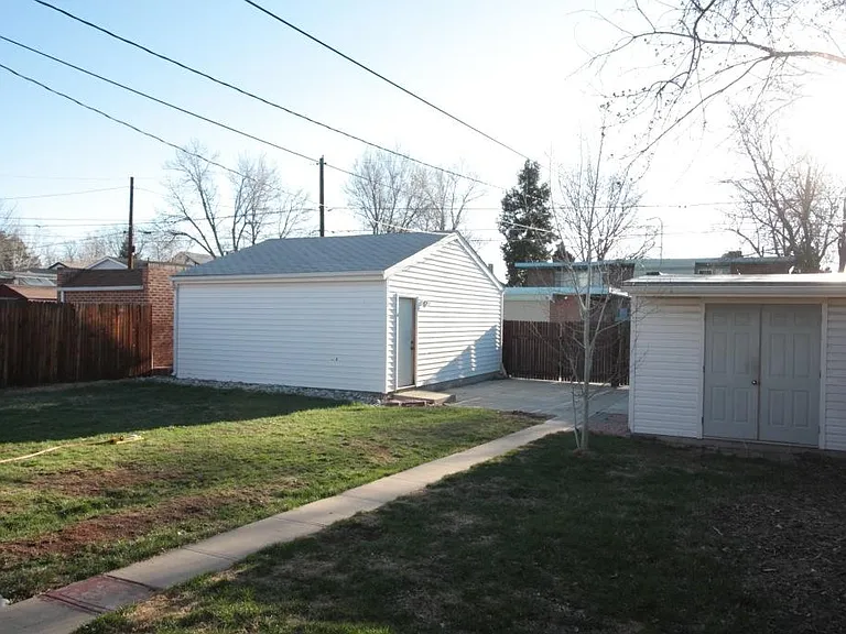 2028 Meade St — Photo 18