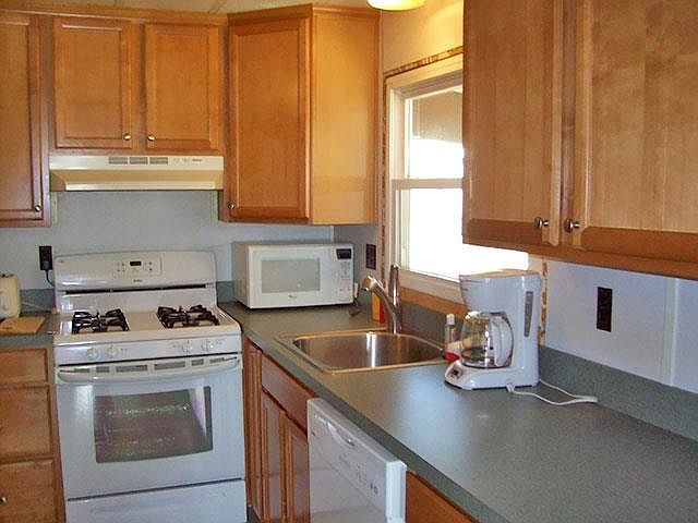 2nd image of 14 Ruth Rd
