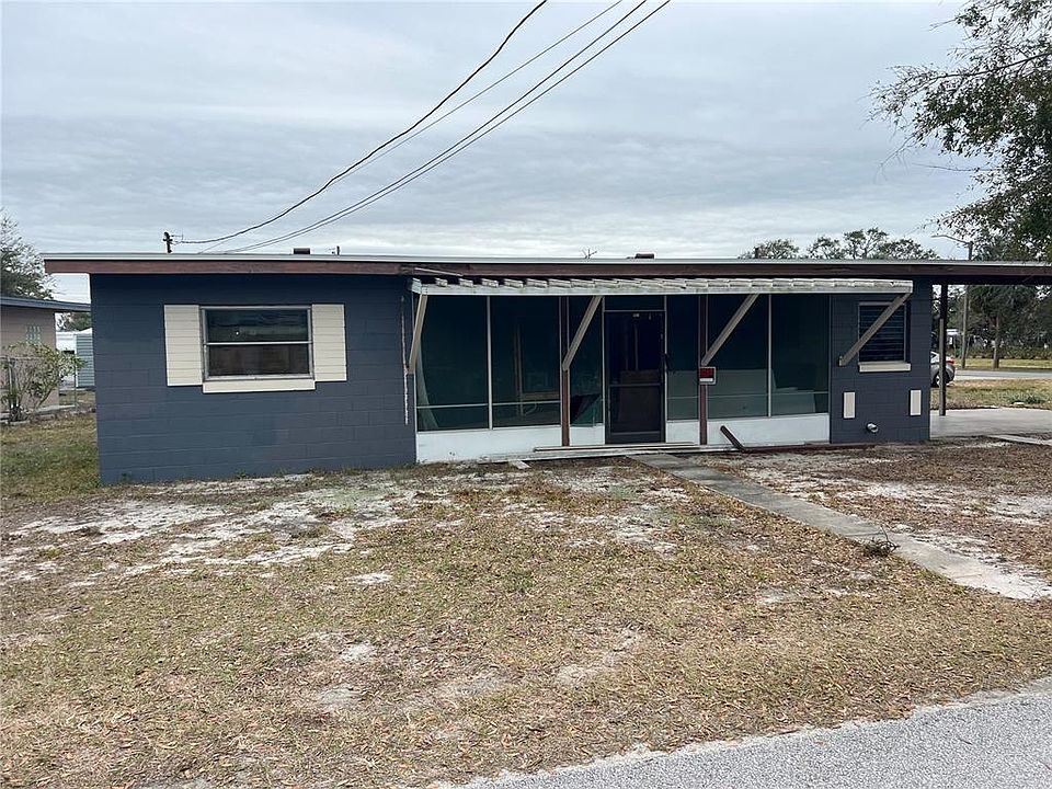 1st image of 1121 Oakland Cir