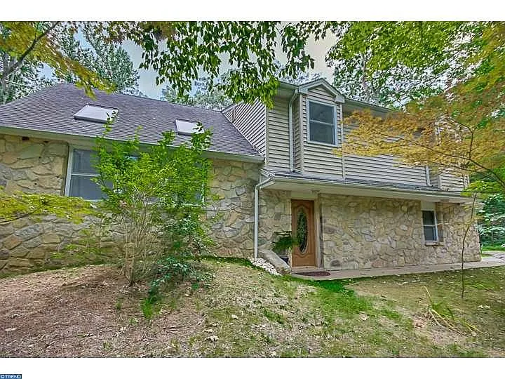 2533 Creek Rd photo 1