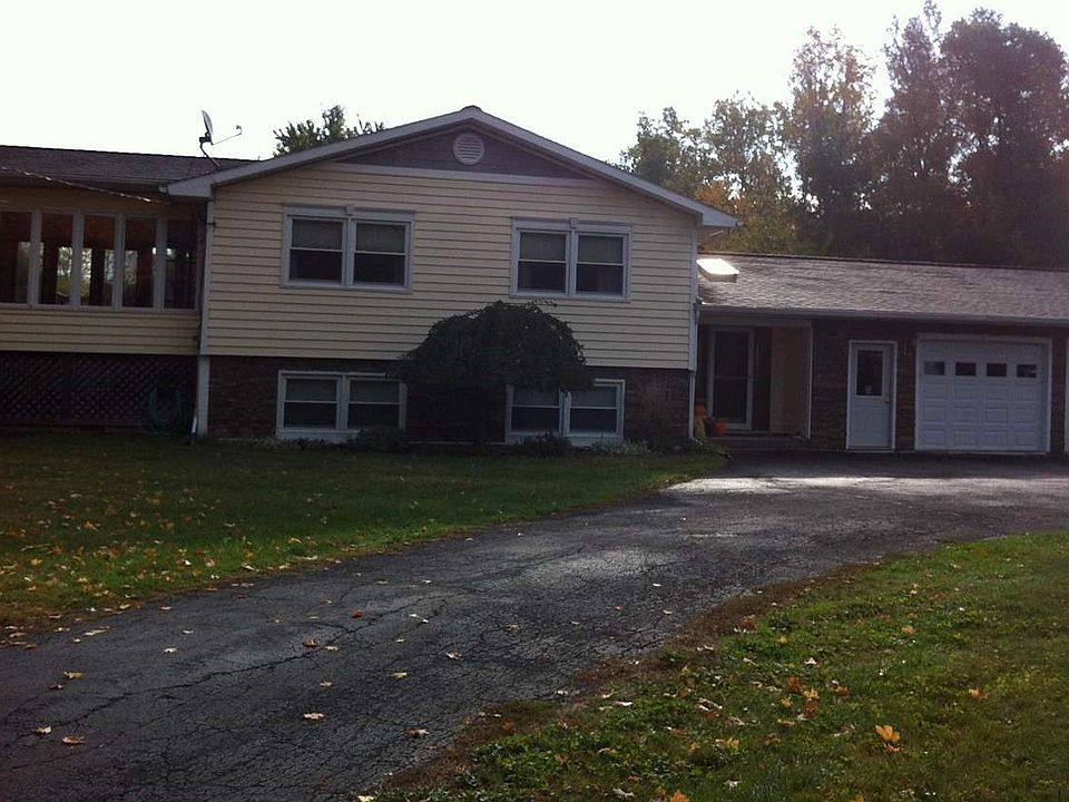 1st image of 137 Ashdown Rd
